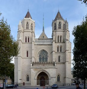 Cathédrale Saint-Bénedicte à Dijon Cathédrale Saint-Bénedicte à Dijon