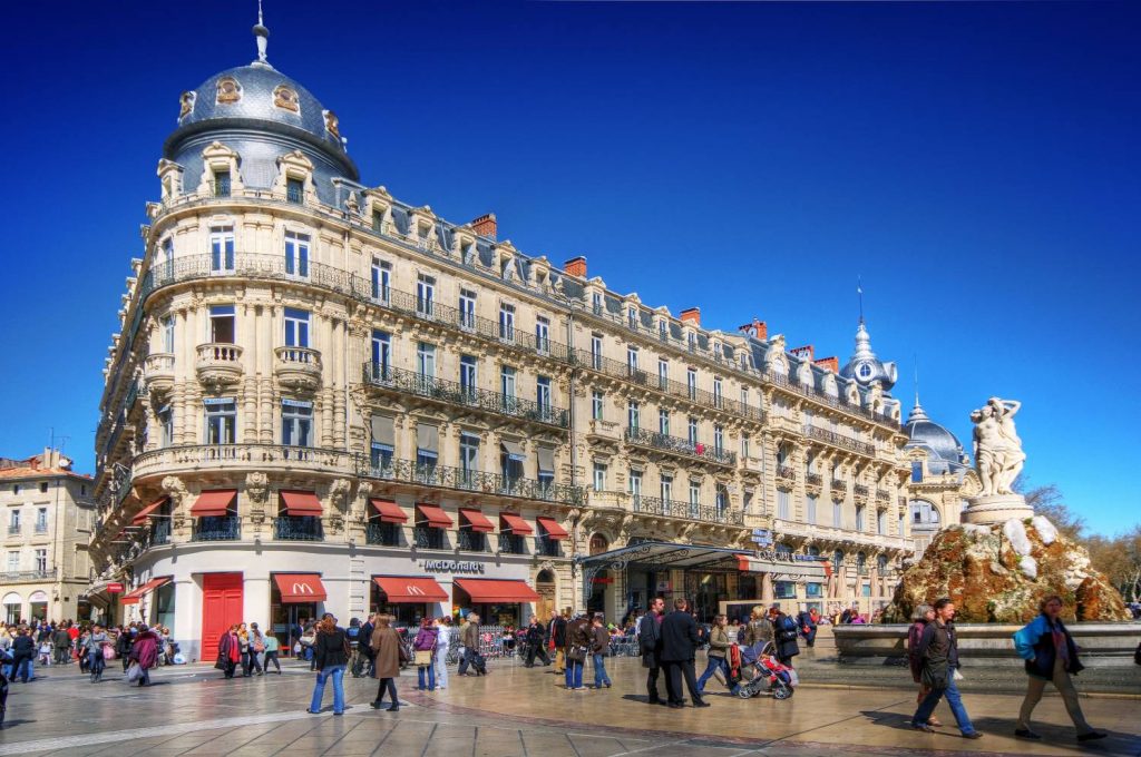 Visiter Montpellier - Place de la Comédie Visiter Montpellier - Place de la Comédie