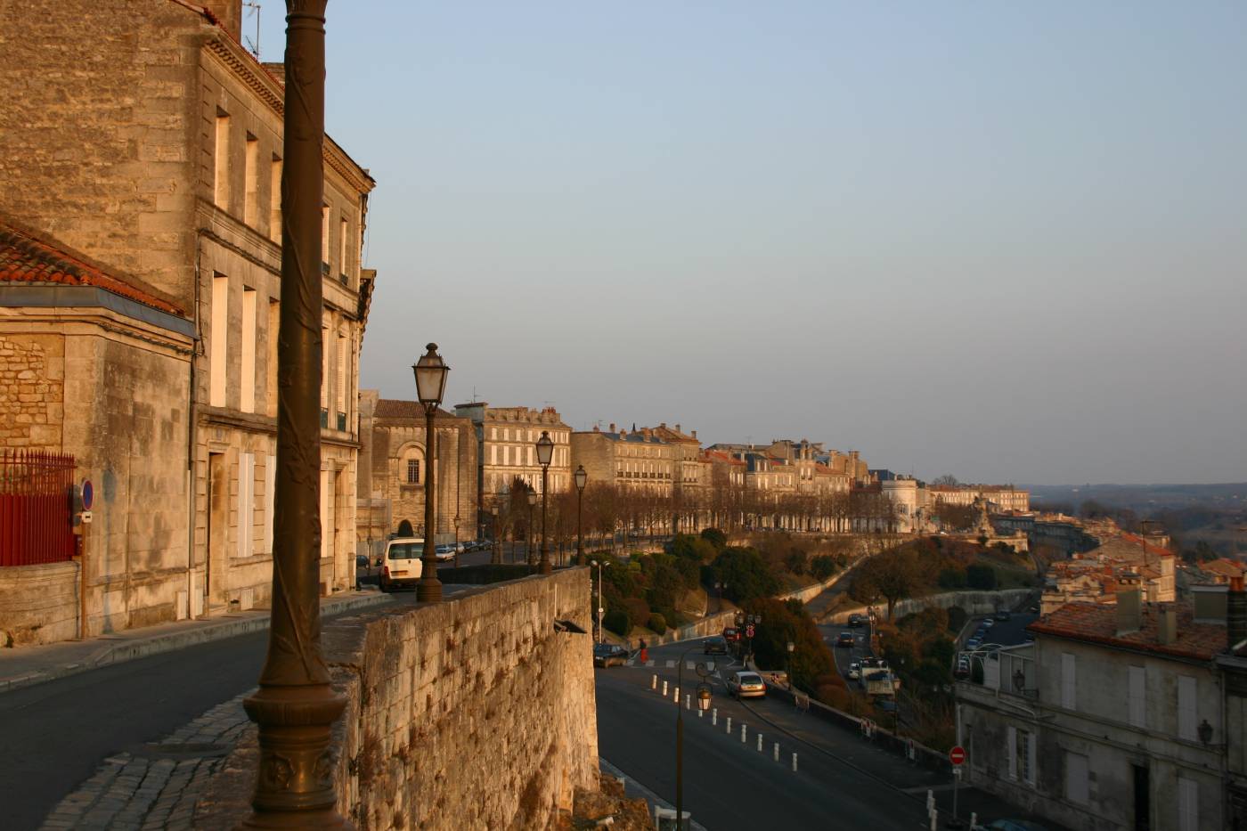 Angoulême depuis les remparts Angoulême depuis les remparts