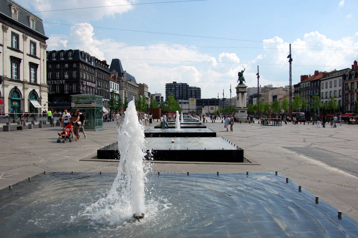 Clermont-Ferrand - Place de Jaude Clermont-Ferrand - Place de Jaude
