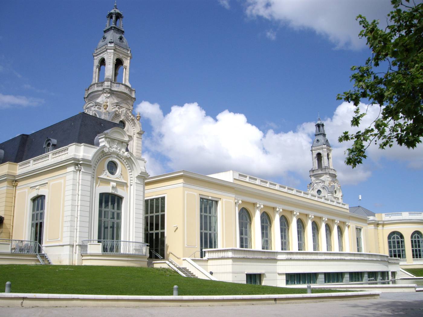 Pau - Palais Beaumont Pau - Palais Beaumont