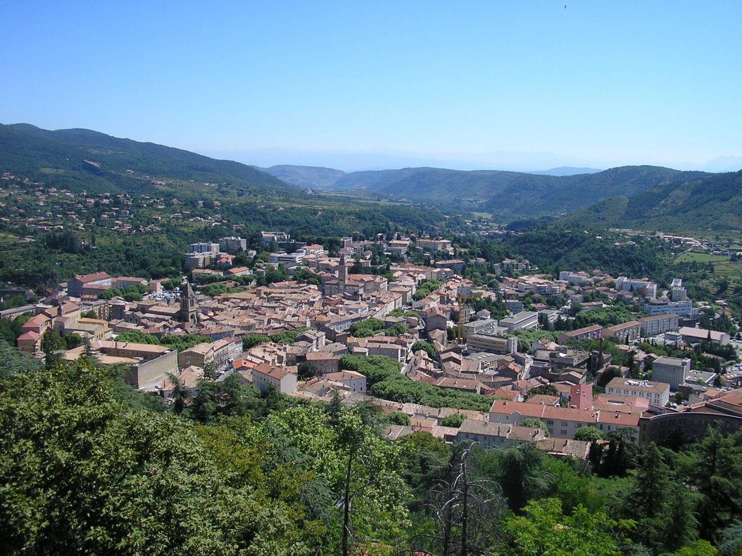 Visiter Privas - Vue aérienne Visiter Privas - Vue aérienne