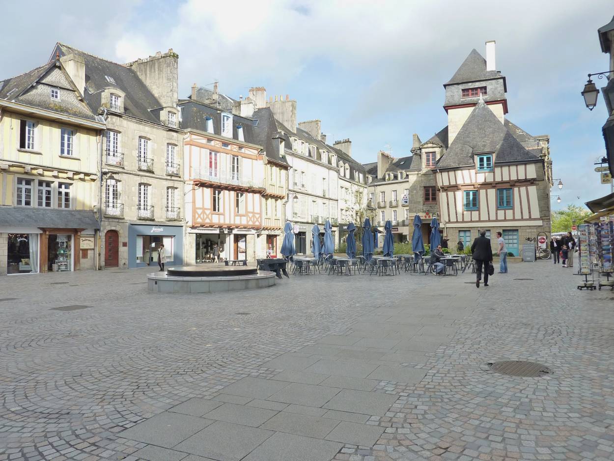 Visiter Quimper et la place terre au Duc Visiter Quimper et la place terre au Duc