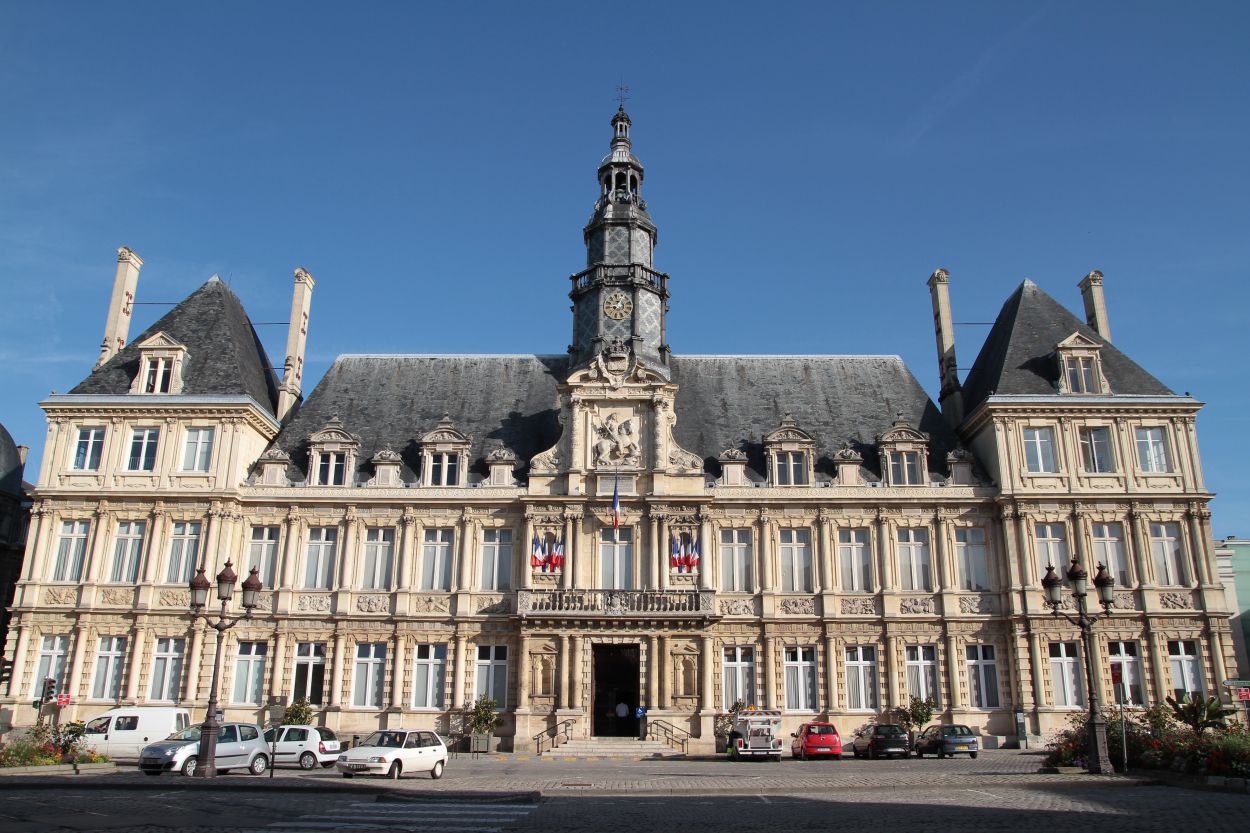Visiter Reims - Hôtel de ville Visiter Reims - Hôtel de ville