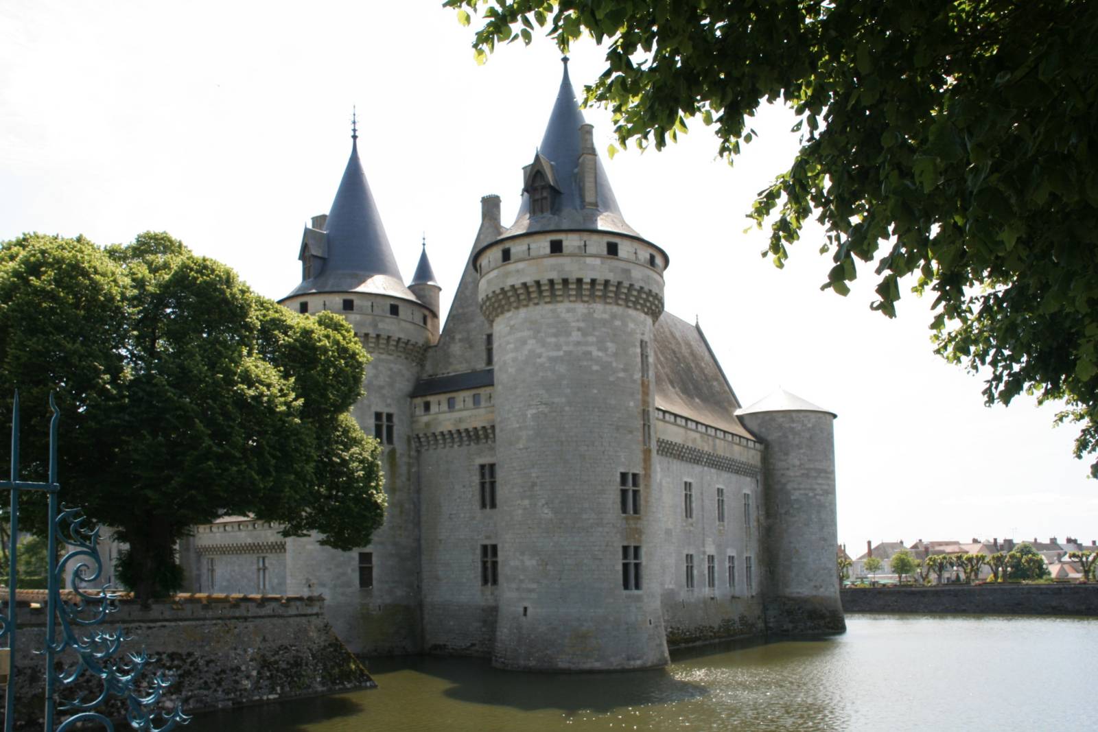 Château de Sully-sur-Loire - A découvrir sur la Loire Château de Sully-sur-Loire - A découvrir sur la Loire