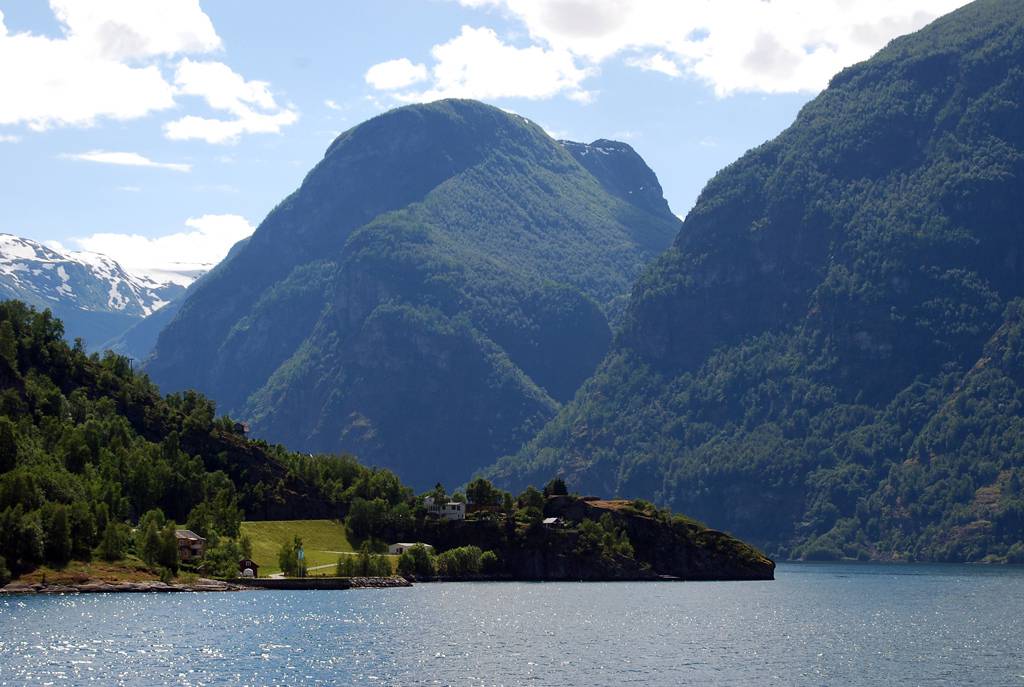 Fjord Naeroyfjord de Norvège Fjord Naeroyfjord de Norvège