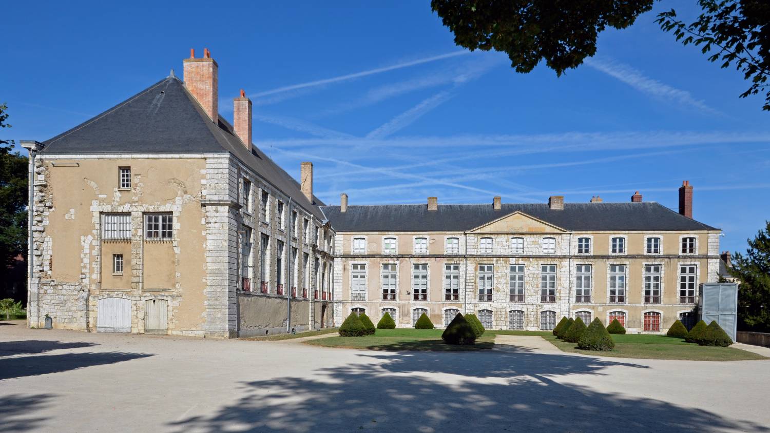 Palais épiscopal de Chartres Palais épiscopal de Chartres
