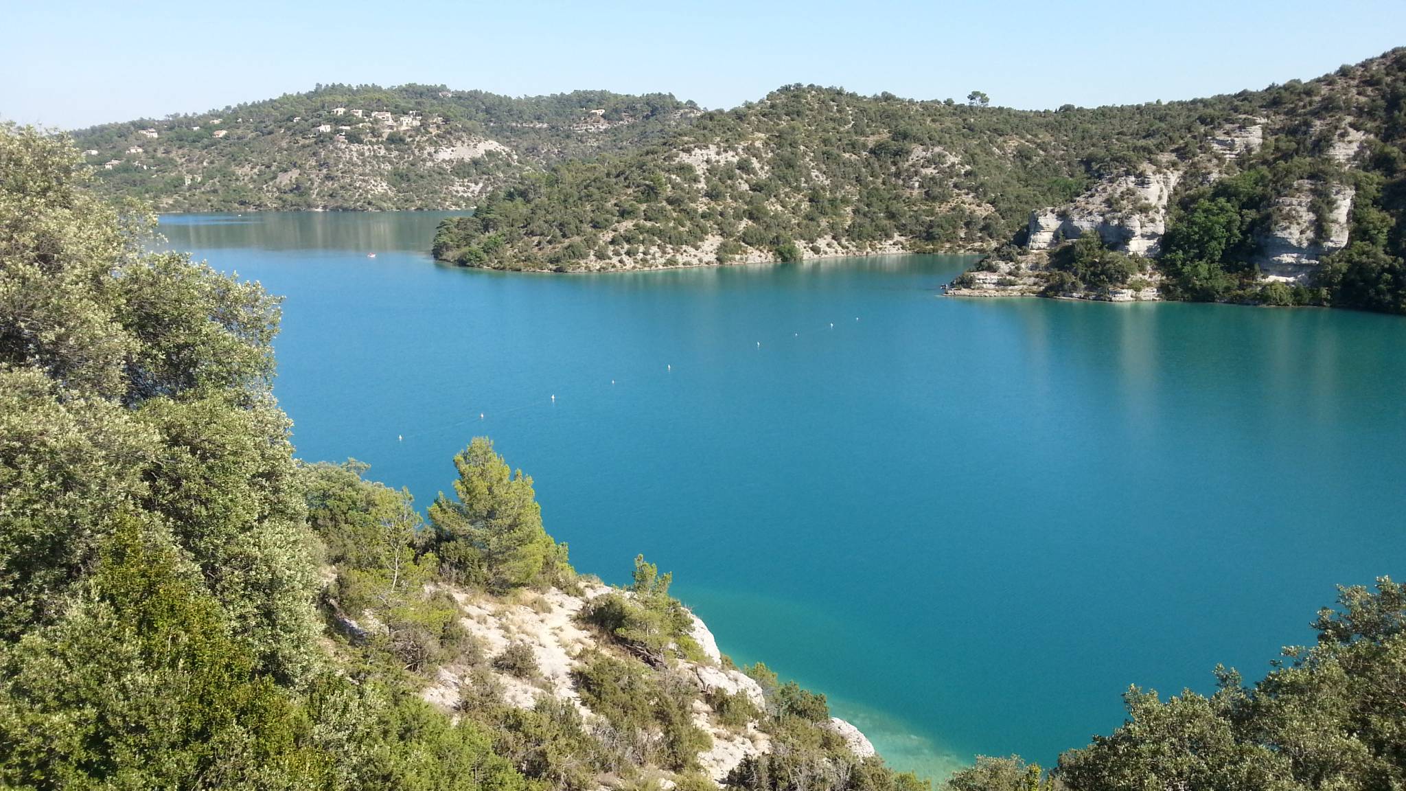Lac dans les Gorges du Verdon Lac dans les Gorges du Verdon