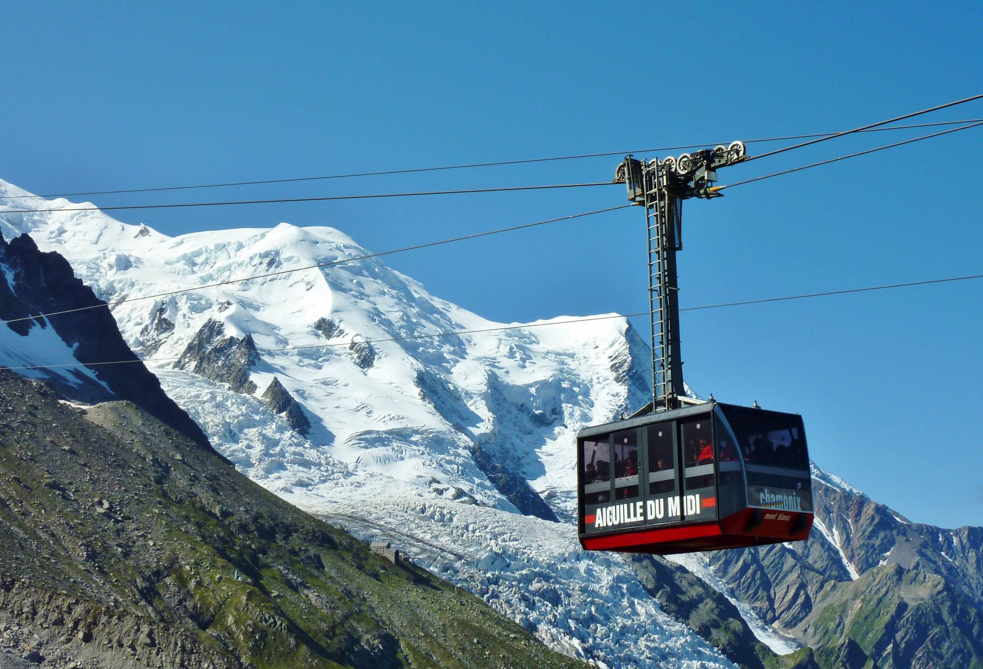 Téléphérique de l'Aiguille du Midi Téléphérique de l'Aiguille du Midi