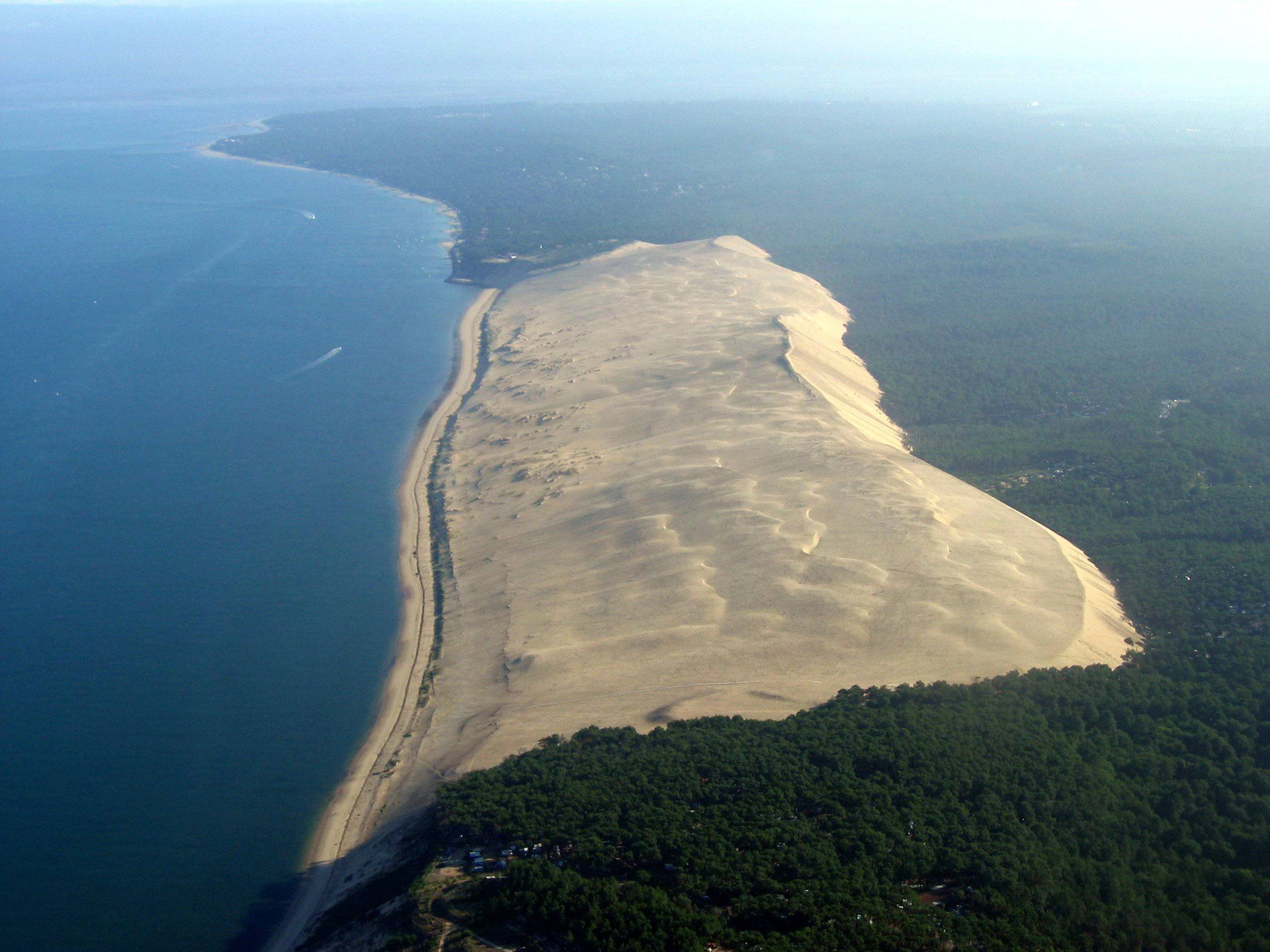 Vue aérienne de la Dune du Pilat Vue aérienne de la Dune du Pilat