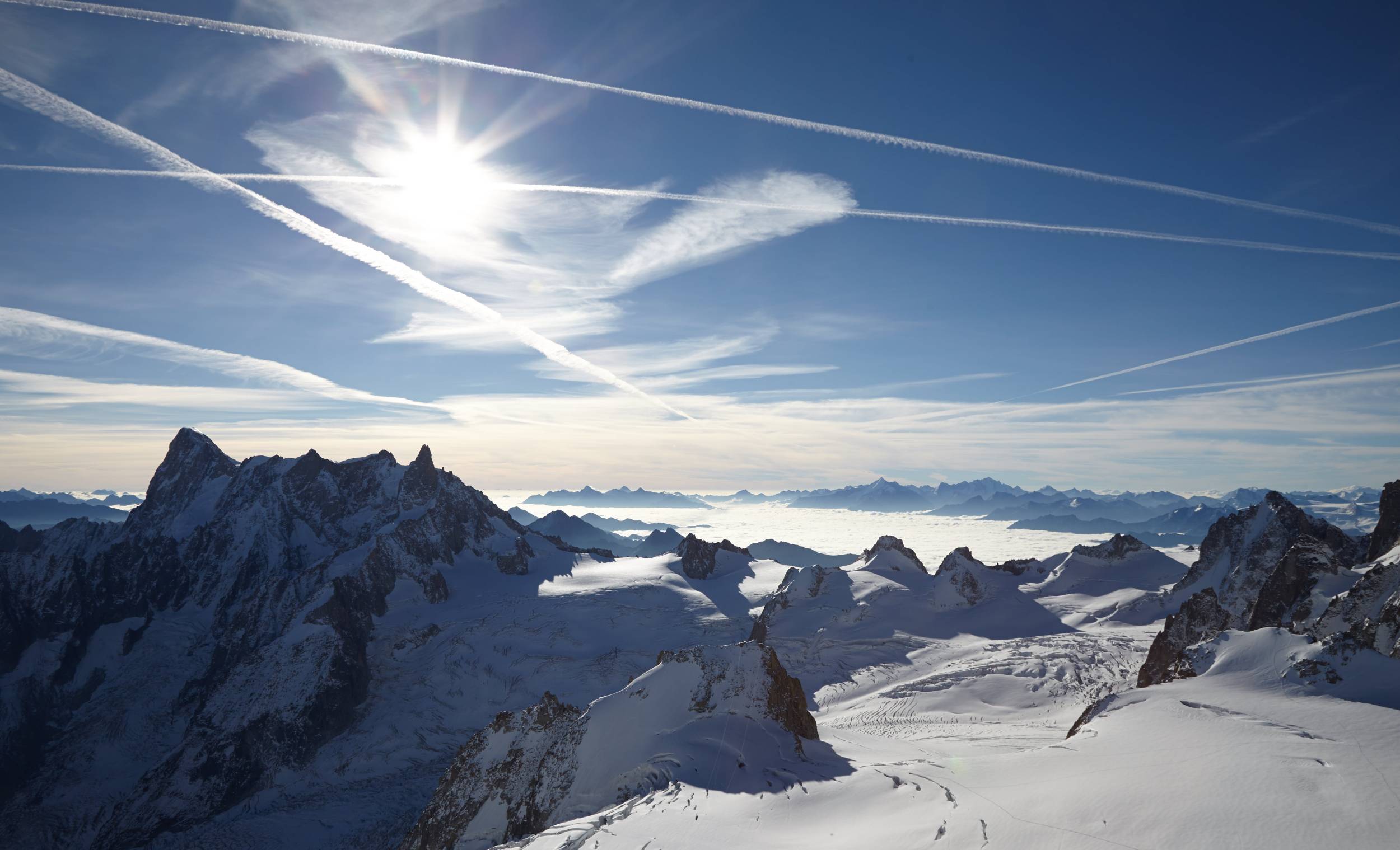 Vue depuis l'Aiguille du Midi Vue depuis l'Aiguille du Midi