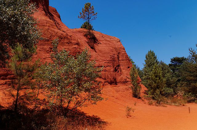 Les Ocres de Rustrel et Roussillon Les Ocres de Rustrel et Roussillon