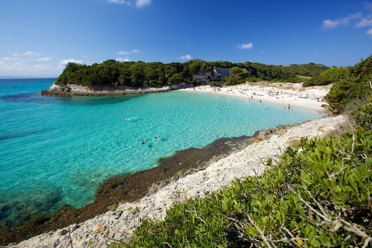 Plage du Petit Spérone – Bonifacio Plage du Petit Spérone – Bonifacio