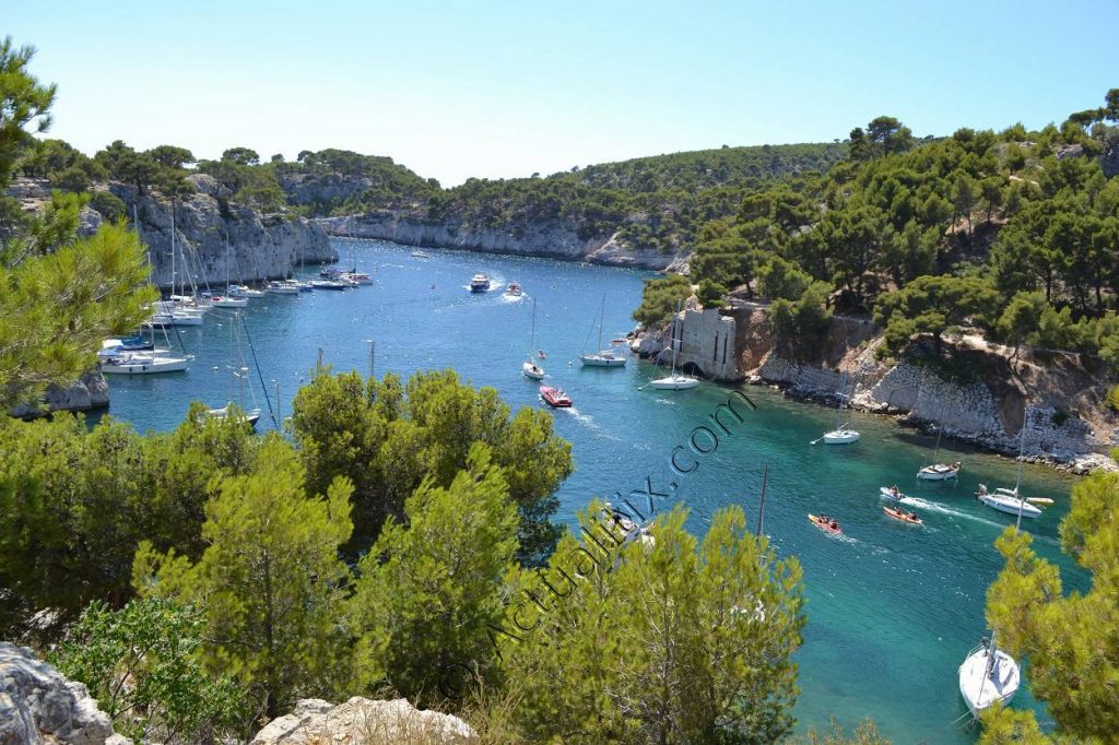 Port-Miou la première calanque de Cassis