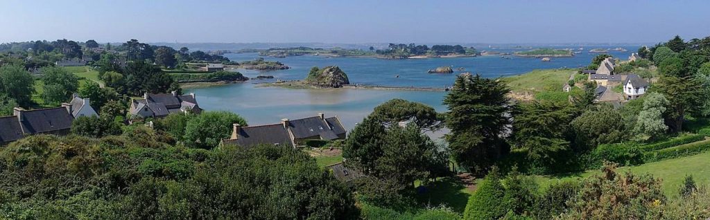 Vue panoramique de l'Île-de-Bréhat Vue panoramique de l'Île-de-Bréhat
