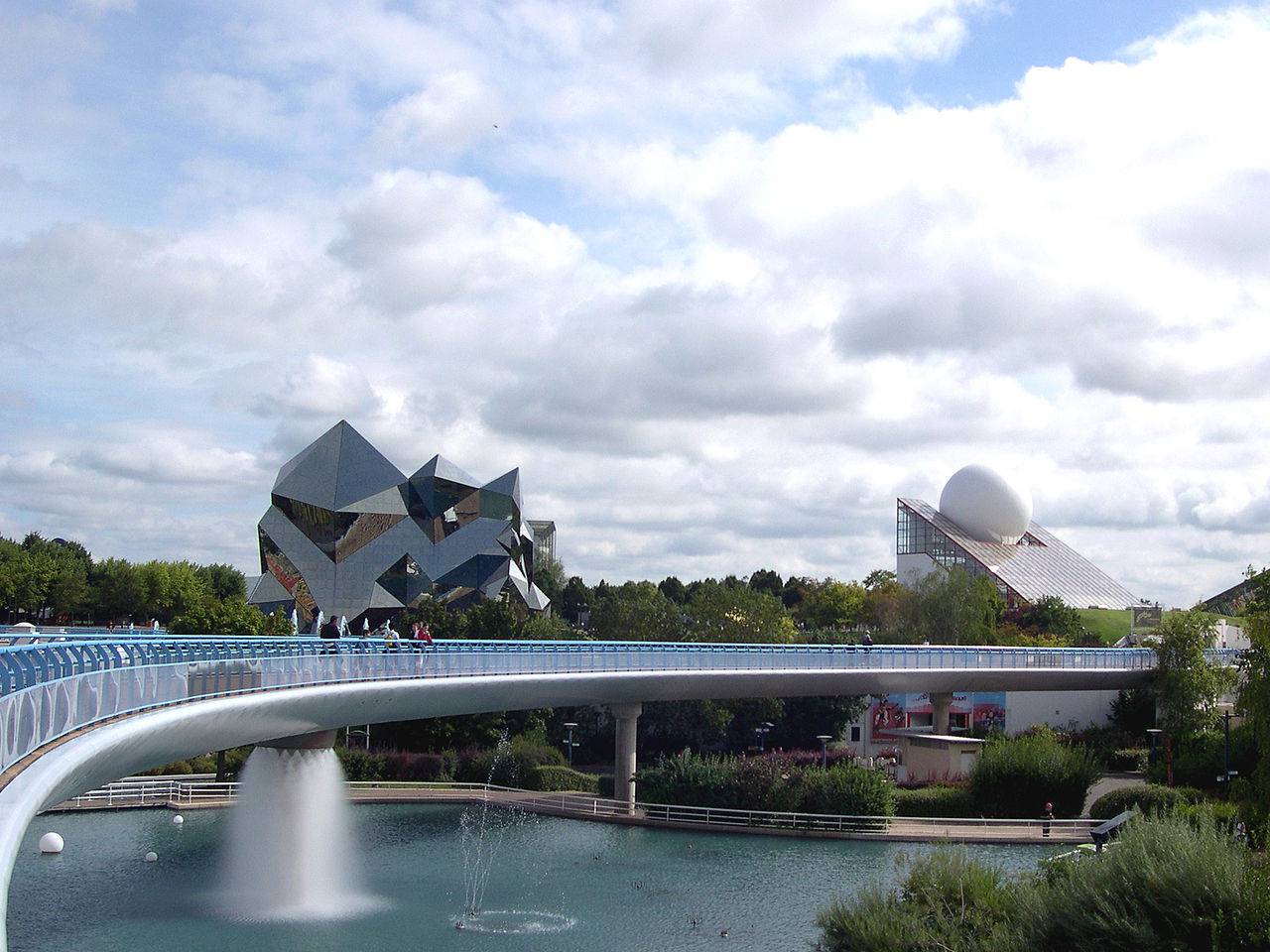 Découvrir le Futuroscope Découvrir le Futuroscope